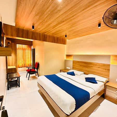City Palace Hotel Ooty Dış mekan fotoğraf