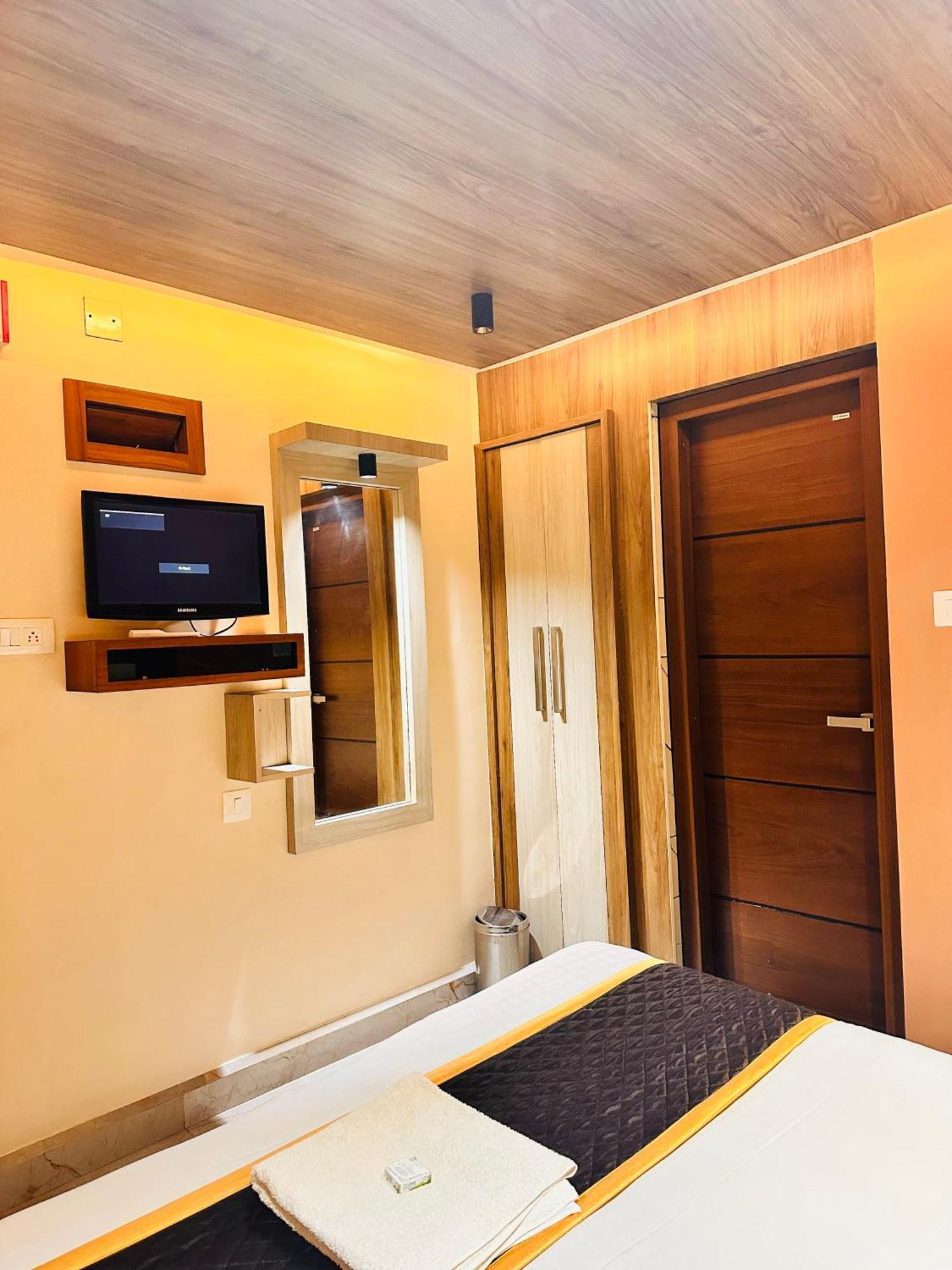 City Palace Hotel Ooty Dış mekan fotoğraf