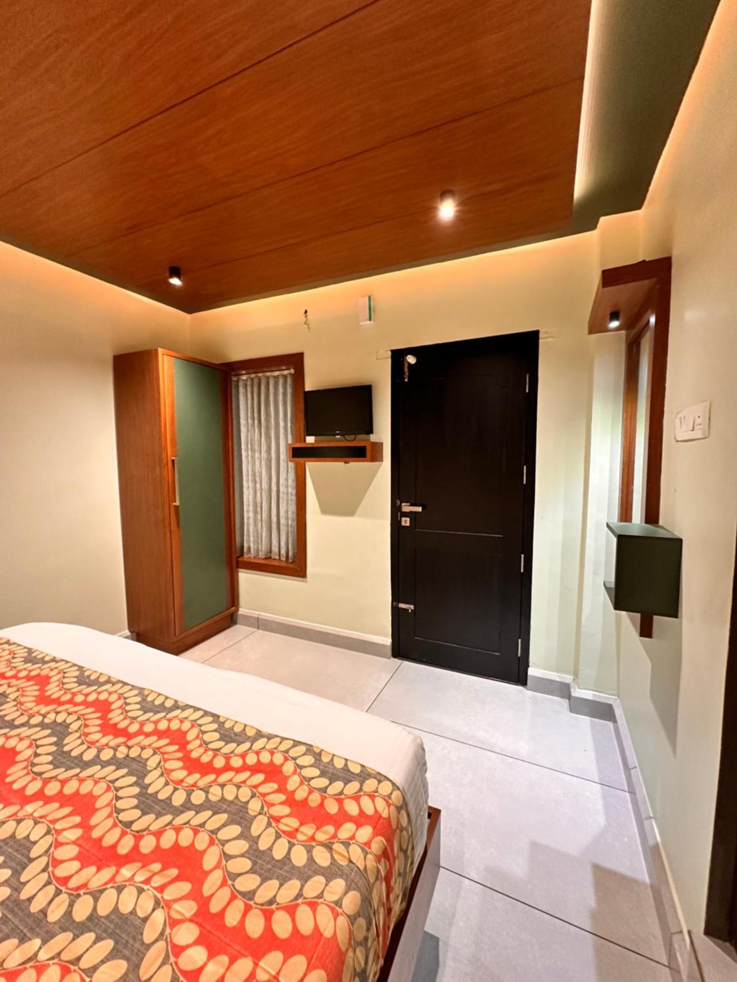 City Palace Hotel Ooty Dış mekan fotoğraf